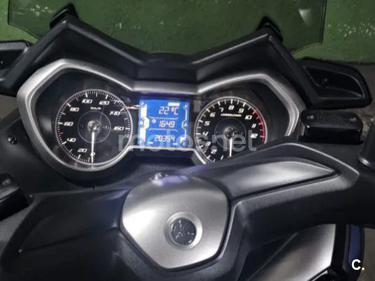 Yamaha XMAX 125 - Vista 3