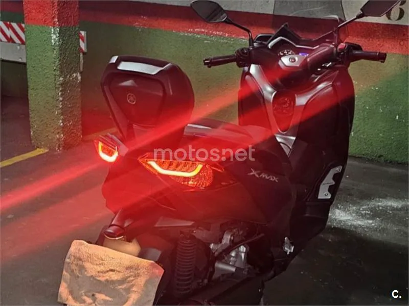 Yamaha XMAX 125 - Vista 6