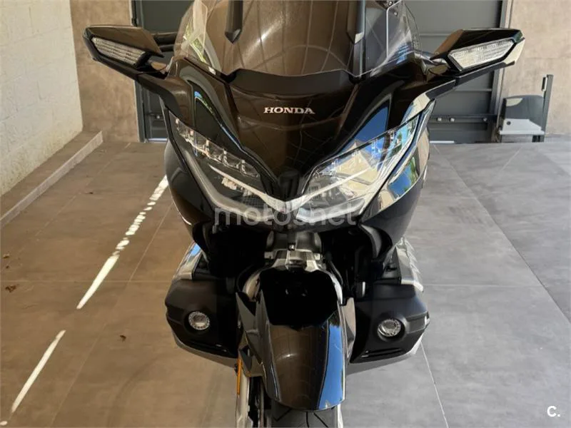 Honda Gold Wing - Vista 8