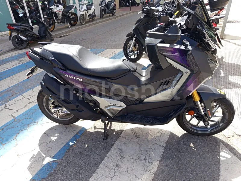 SYM ADXTG 400 - Vista 3