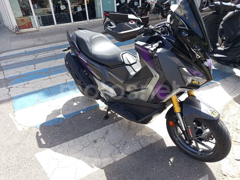 SYM ADXTG 400 - Vista 5