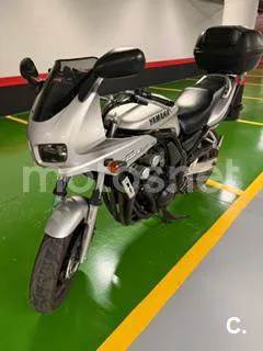 Yamaha FZS600 Fazer 1690 € 2000 Granada - 2