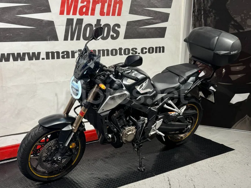 Honda CB650R - Vista 6