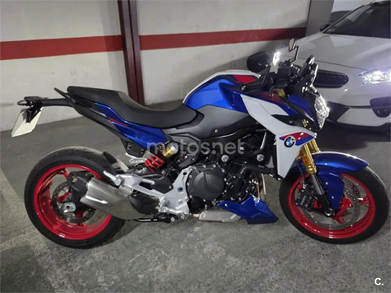 BMW F 900 R - Vista 3