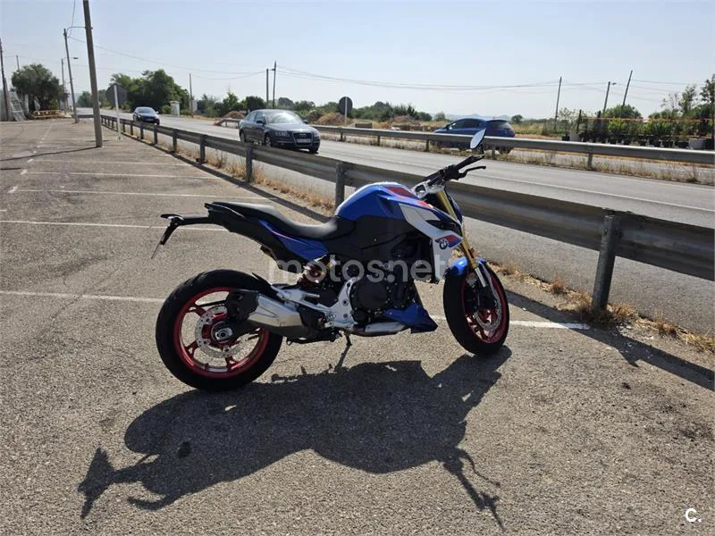BMW F 900 R - Vista 4
