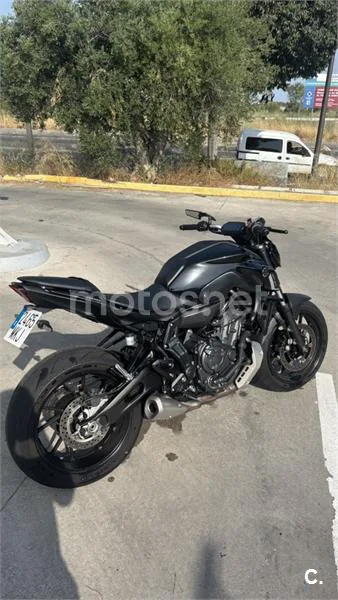 Yamaha MT-07 - Vista 5