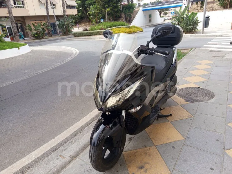 Kawasaki J300 1900 € 2014 Granada - 2