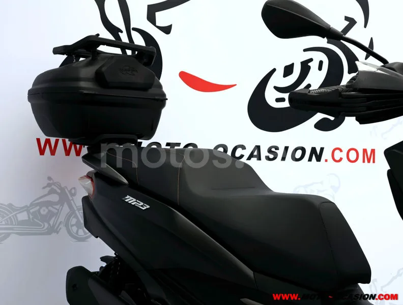 Piaggio MP3 530 Exclusive - Vista 11