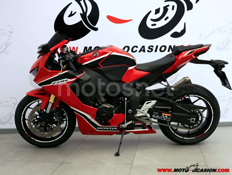 Honda CBR1000RR Fireblade - Vista 6