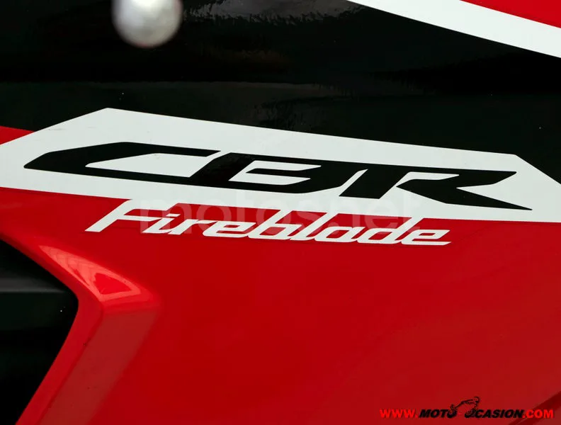 Honda CBR1000RR Fireblade - Vista 8