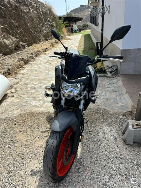 Yamaha MT-07 - Vista 4