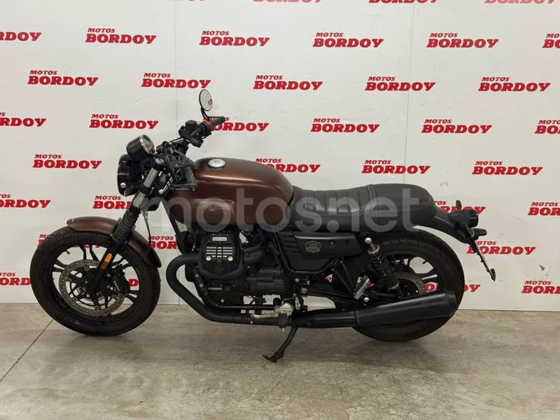 Moto Guzzi V7 III - Vista 6