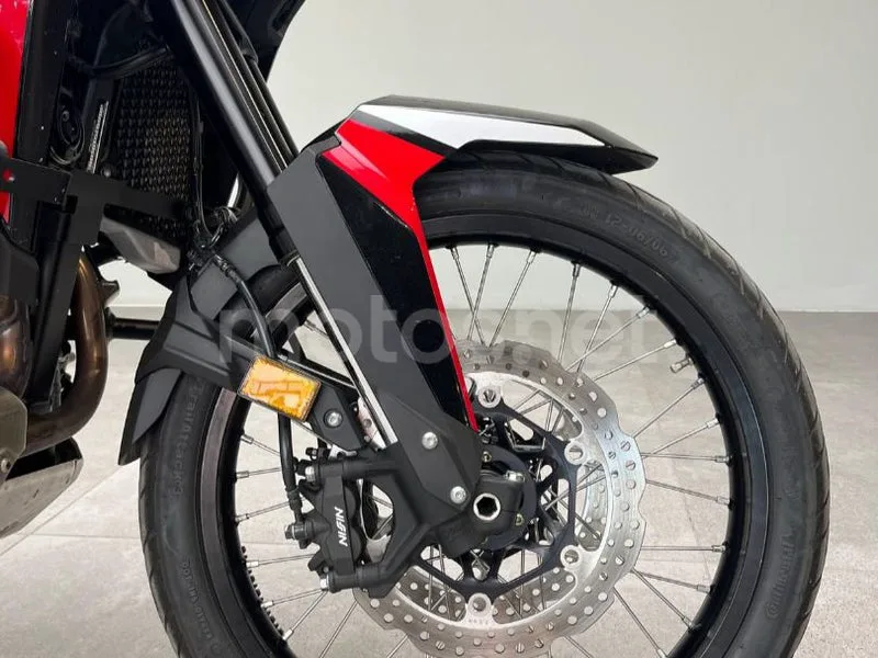 Honda CRF1100L Africa Twin - Vista 9