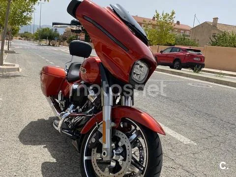 Harley-Davidson Street Glide 30.500 € 2024 Alicante - 1