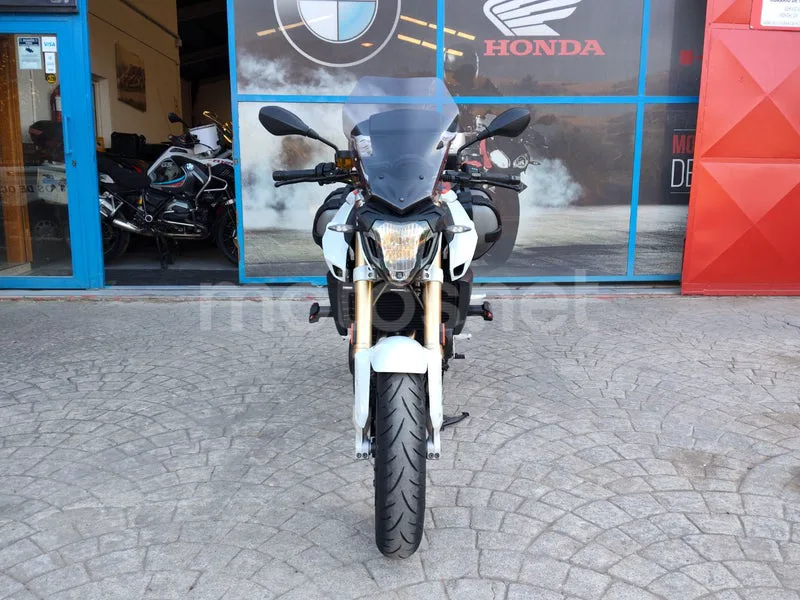 BMW F 800 R - Vista 7