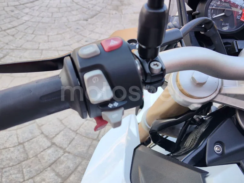 BMW F 800 R - Vista 10