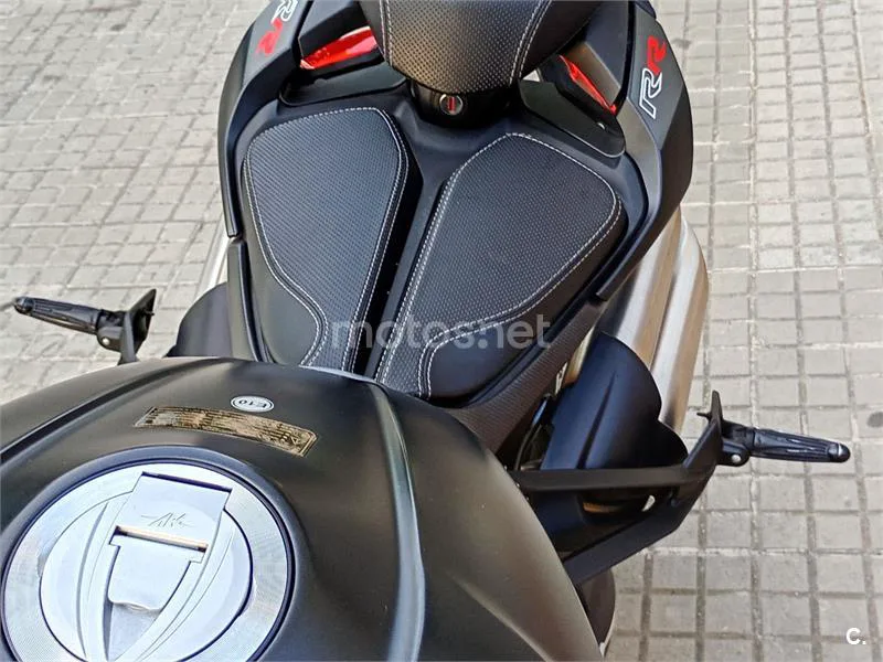 MV Agusta Brutale - Vista 20