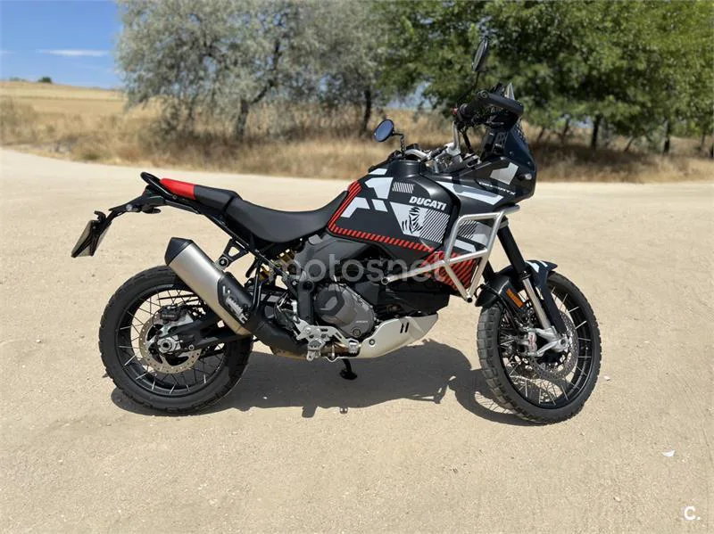 Ducati DesertX - Vista 4