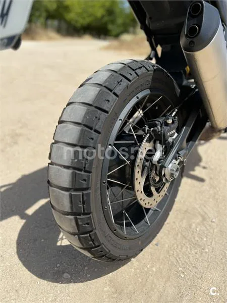 Ducati DesertX - Vista 7