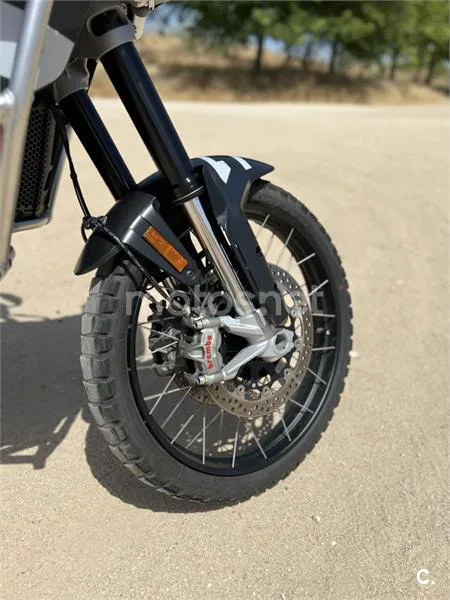 Ducati DesertX - Vista 8