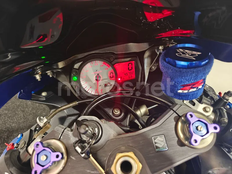 Suzuki GSX-R600 - Vista 10
