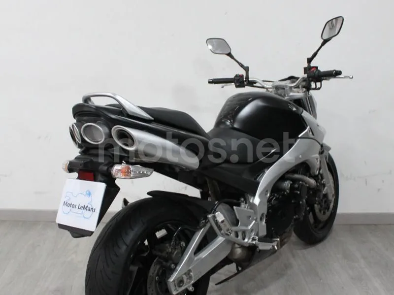 Suzuki GSR600 - Vista 3