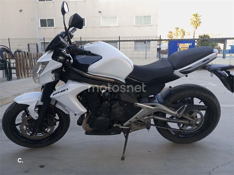 Kawasaki ER-6n - Vista 3