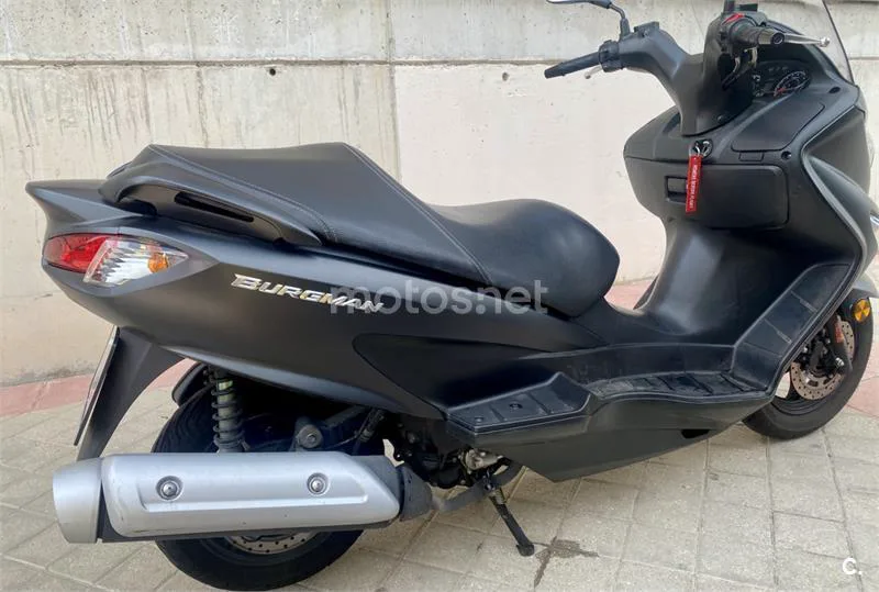Suzuki Burgman 125 2700 € 2019 Madrid - 1