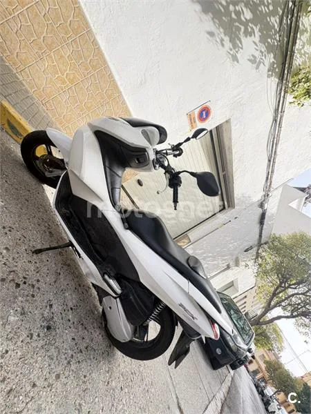 Honda PCX125 1700 € 2011 Cádiz - 1