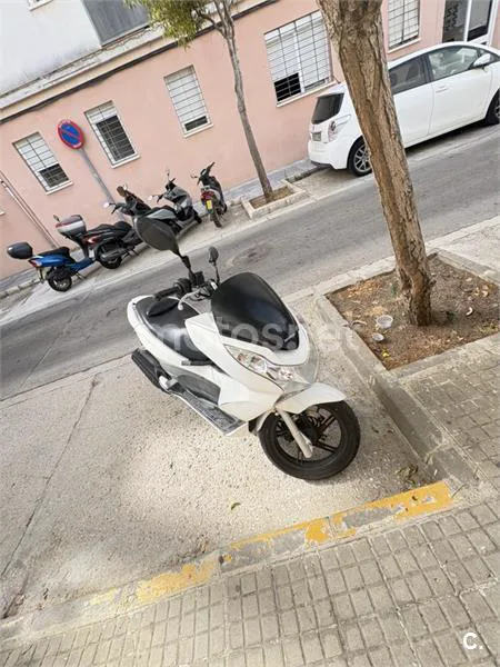 Honda PCX125 - Vista 5