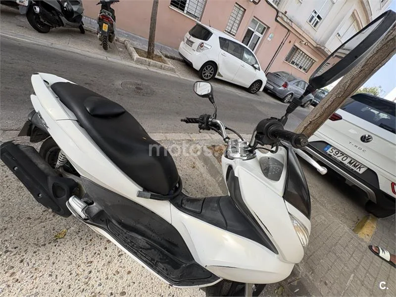 Honda PCX125 - Vista 6