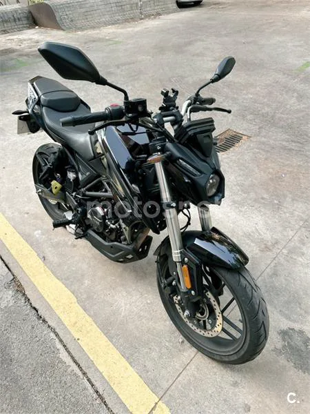 Voge 125R 2390 € 2025 Barcelona - 2