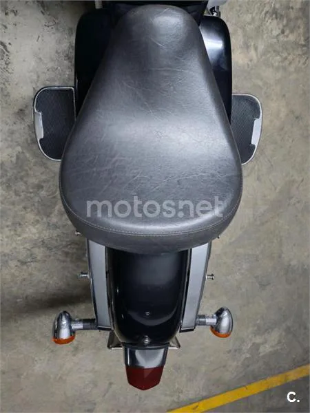 Honda Shadow 125 - Vista 3