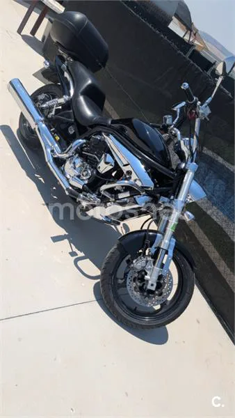 Hyosung Aquila GV 650i EFI - Vista 11