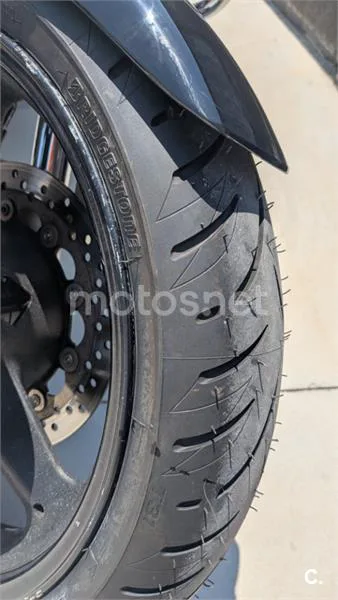 Hyosung Aquila GV 650i EFI - Vista 14