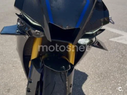 Yamaha YZF-R1 25.200 € 2020 Alicante - 1