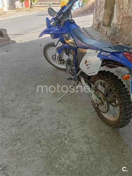 Yamaha WR250F - Vista 6