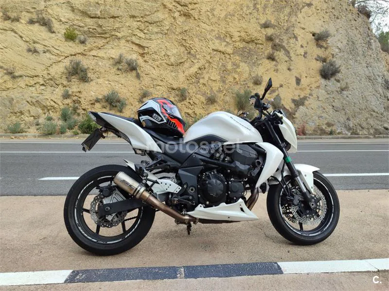 Kawasaki Z750 - Vista 3