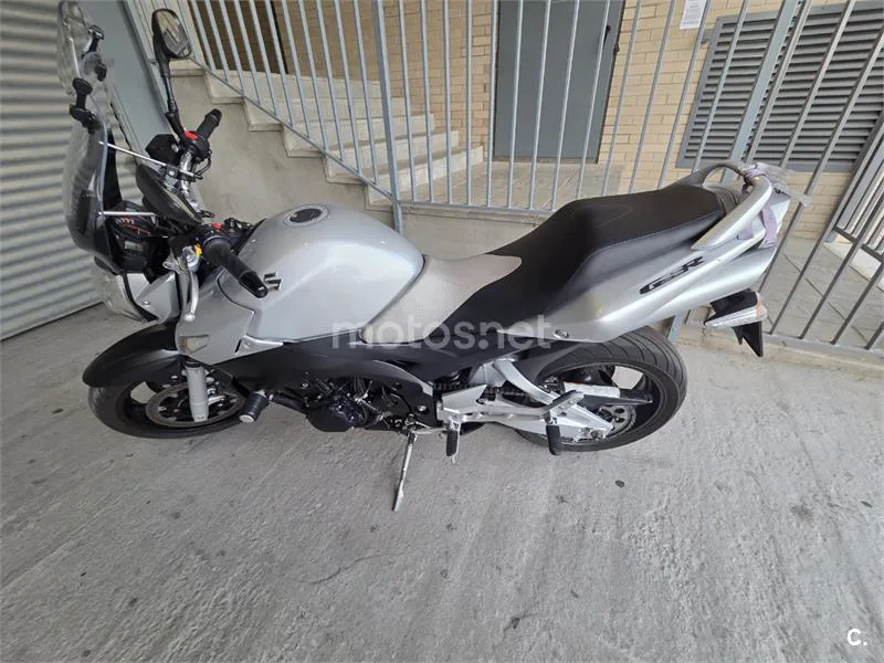 Suzuki GSR600 2650 € 2008 Zaragoza - 2