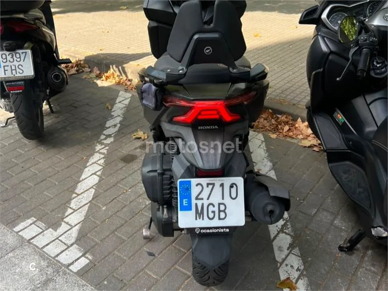 Honda Forza 125 - Vista 3