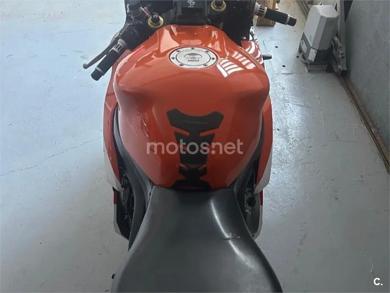 Honda CBR1000RR Fireblade - Vista 3
