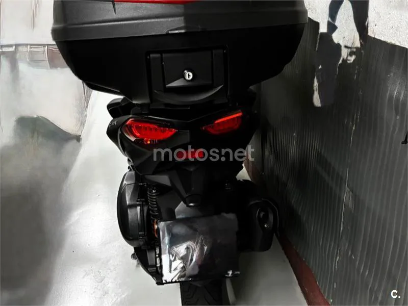 Yamaha XMAX 300 4450 € 2019 Cantabria - 2