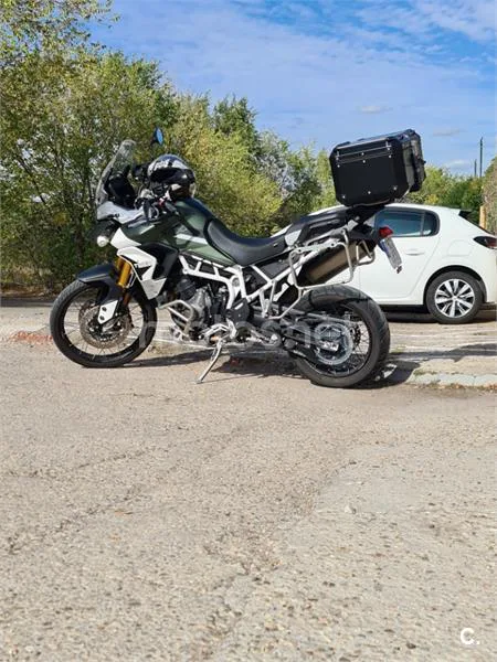 Triumph Tiger 900 - Vista 4