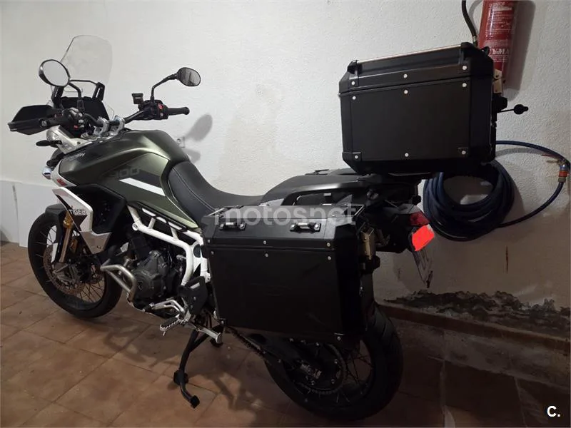 Triumph Tiger 900 - Vista 10