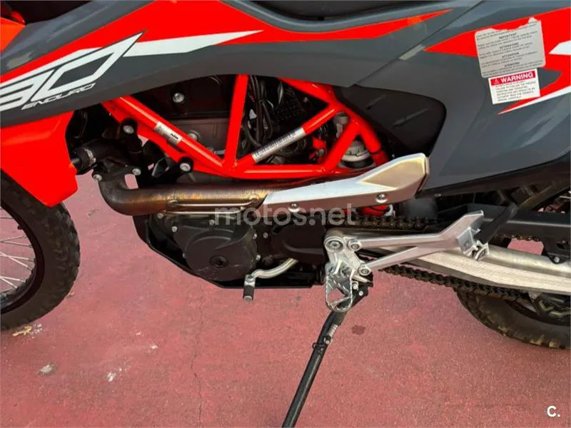 KTM 690 Enduro R - Vista 7