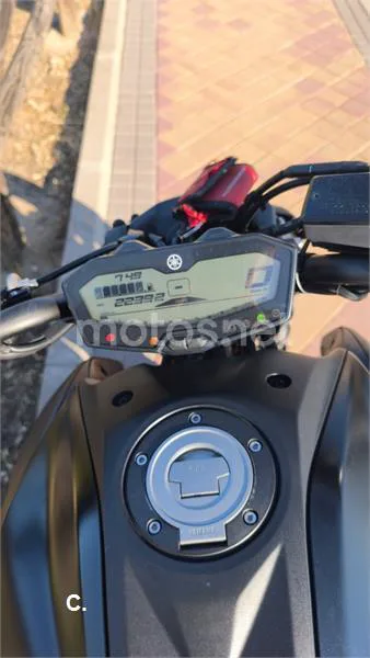 Yamaha MT-07 - Vista 6