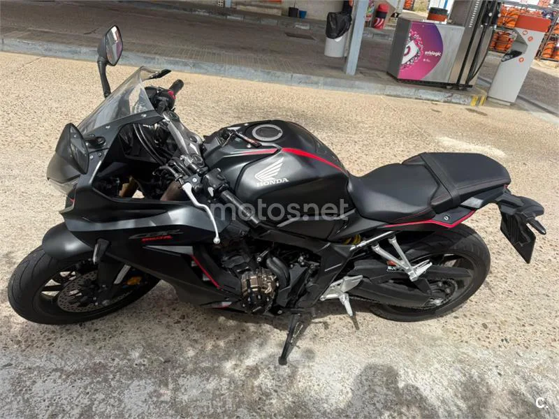 Honda CBR650R - Vista 3