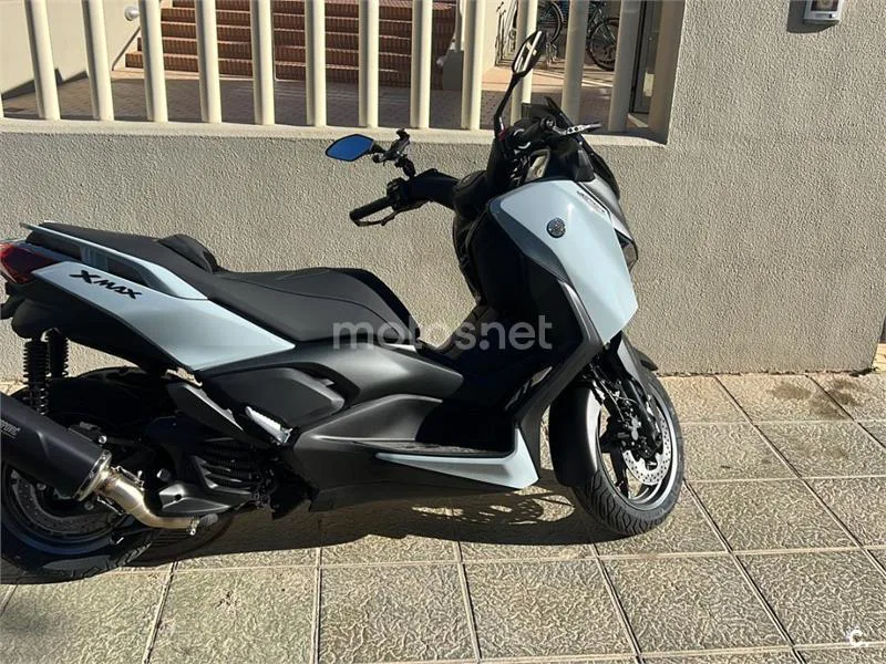 Yamaha XMAX 125 - Vista 4