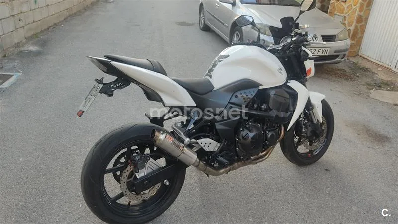 Kawasaki Z750 - Vista 4