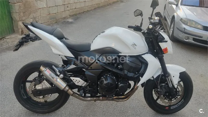 Kawasaki Z750 - Vista 5